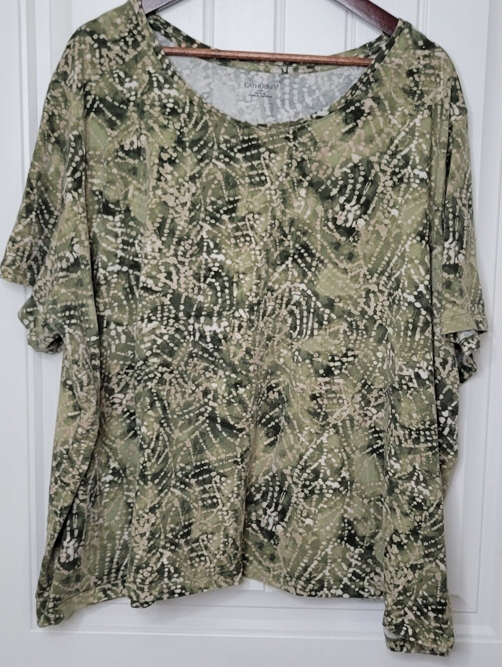 Catherines Olive Green Printed Short Sleeve Tee